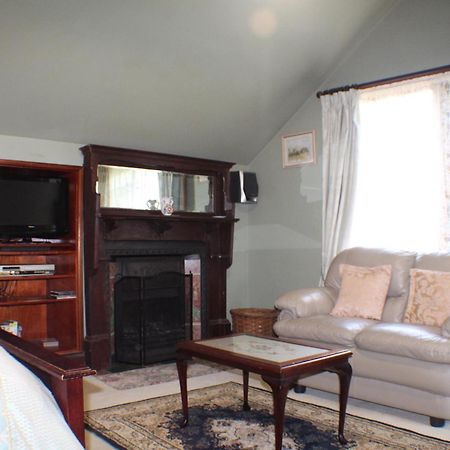 Storey Grange Springwood Ruang foto