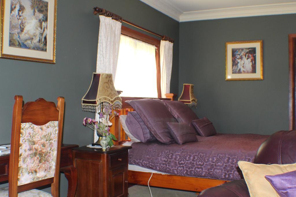 Storey Grange Springwood Ruang foto